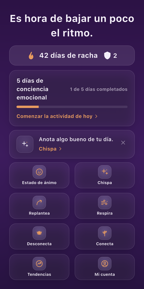 La pantalla de inicio de MoodFire en un móvil: una racha de 42 días, un plan de cinco días para observar tu ánimo y las seis herramientas — Estado de ánimo, Chispa, Replantea, Respira, Desconecta y Conecta — sobre un fondo ciruela intenso.